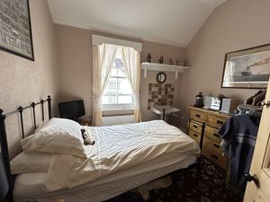 Photo 23- click for photo gallery